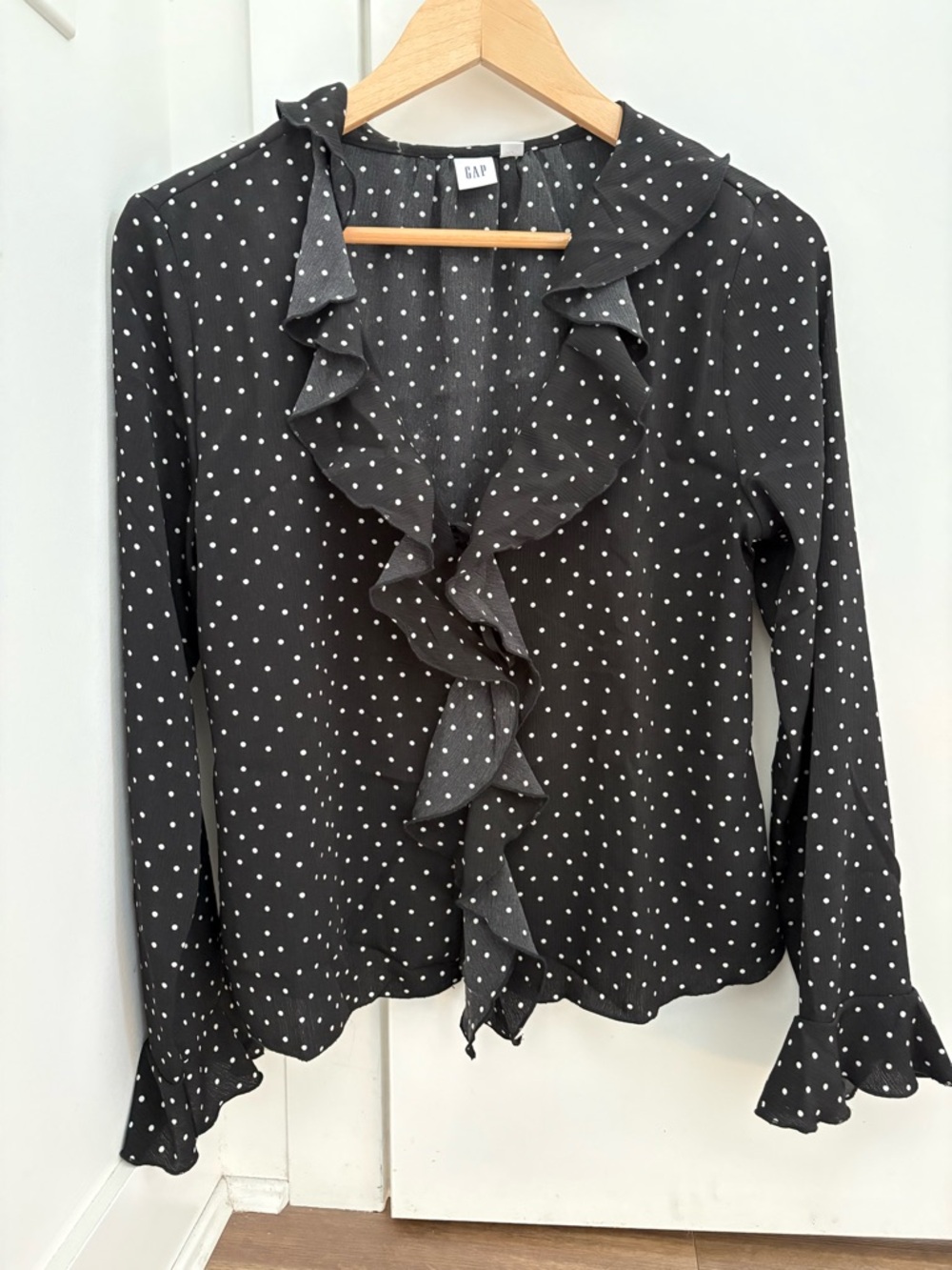 GAP Black White Polka Dot Ruffle Front Blouse